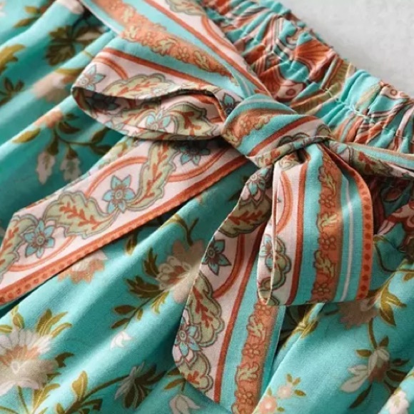 SOLD OUT Boho Floral Gypsy Crop Top & Wide Leg Pant Set - Picture 6 of 7